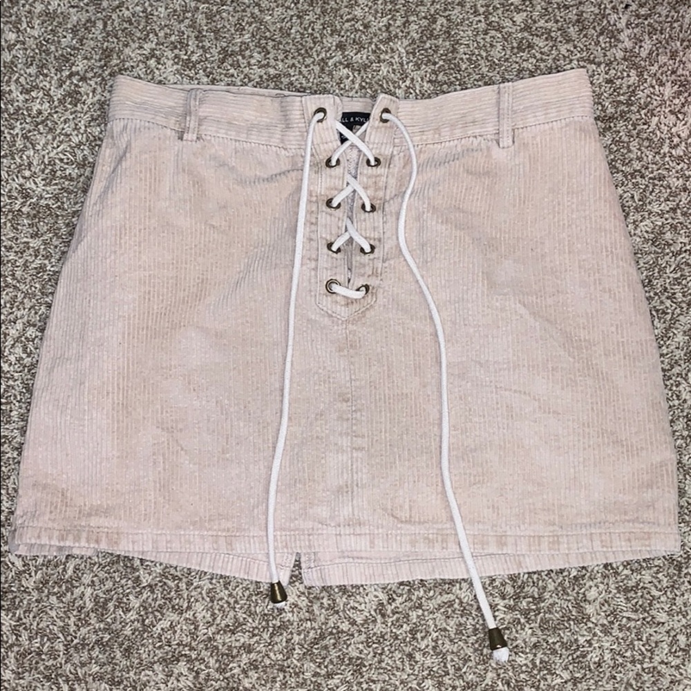KENDALL & KYLIE corduroy skirt!!